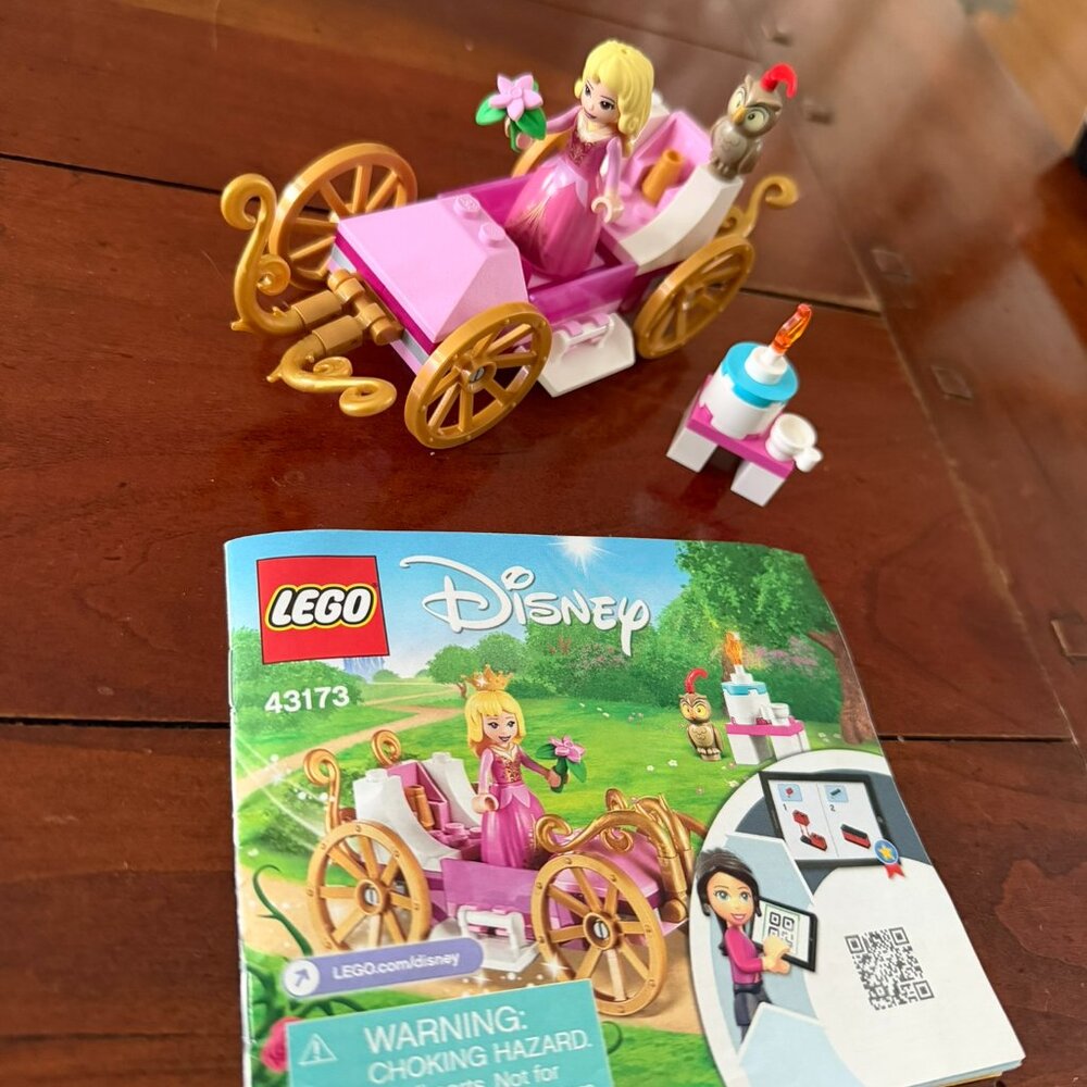 Lego #43173 Aurora's Royal Carriage